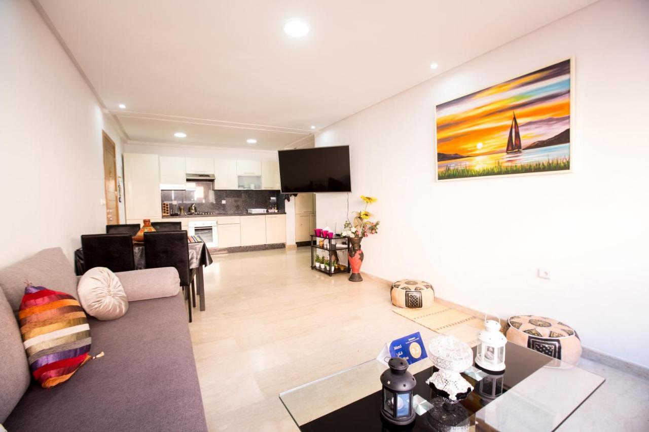 Luxury Beach Apartment - Romantic Weekend Getaway Agadir n'Ait Sa Exteriör bild
